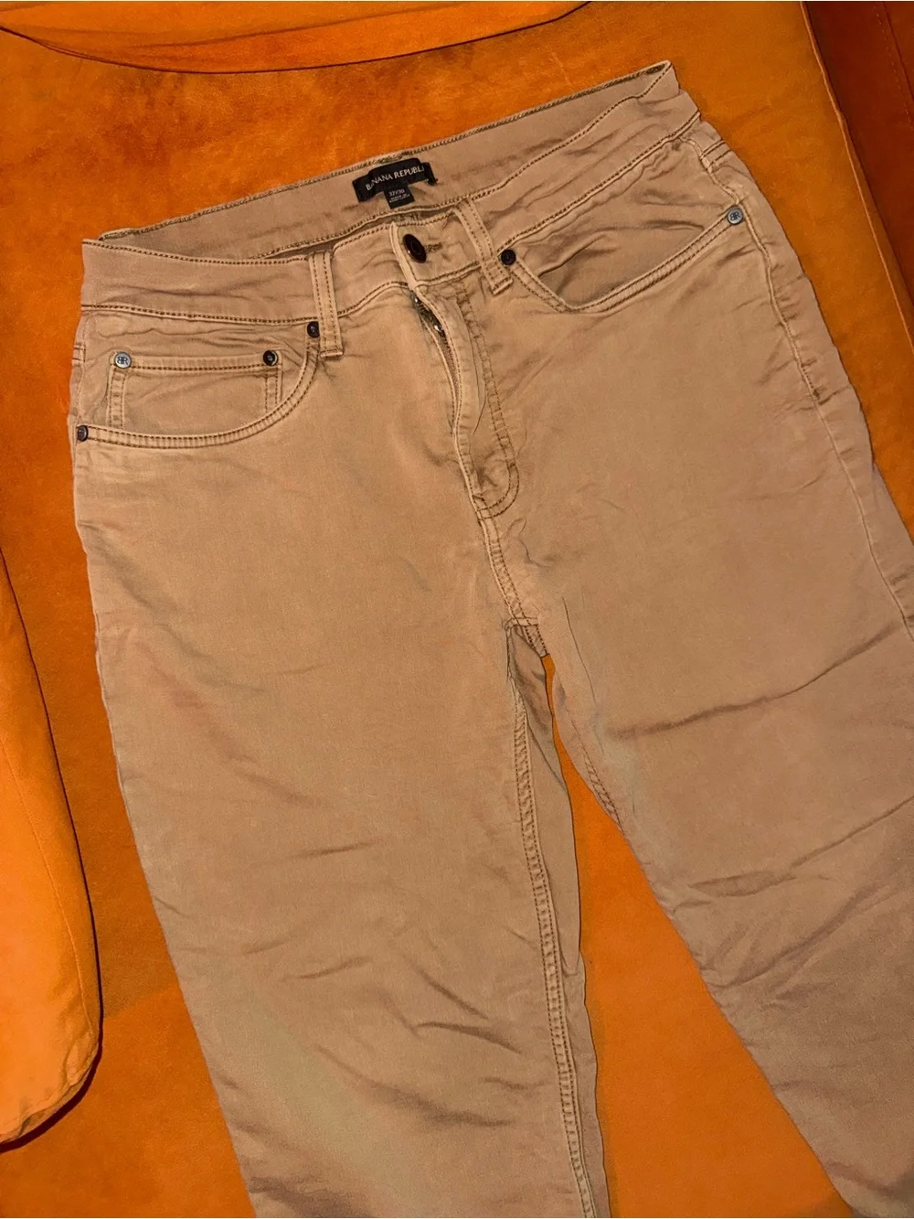 98% Cotton, Banana Republic Light Tan Khaki Chinos, size 32x30